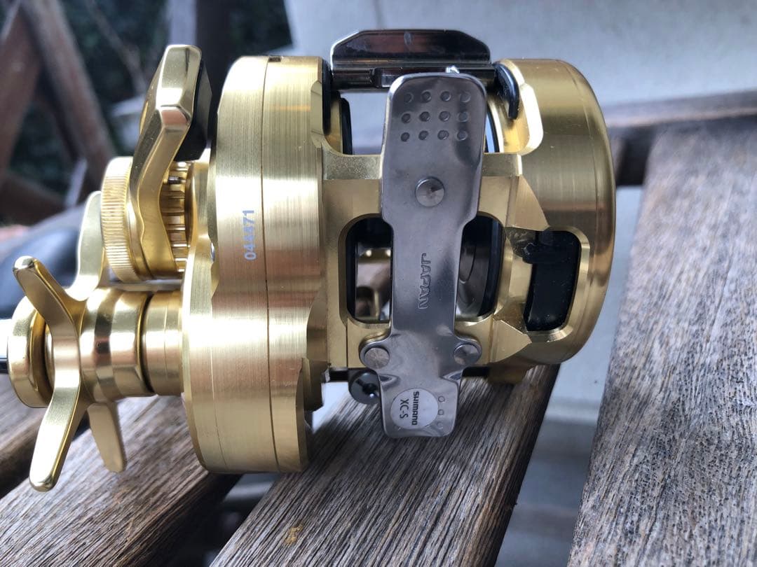 シマノ　オシアコンクエスト301XG （使用２回のみ）