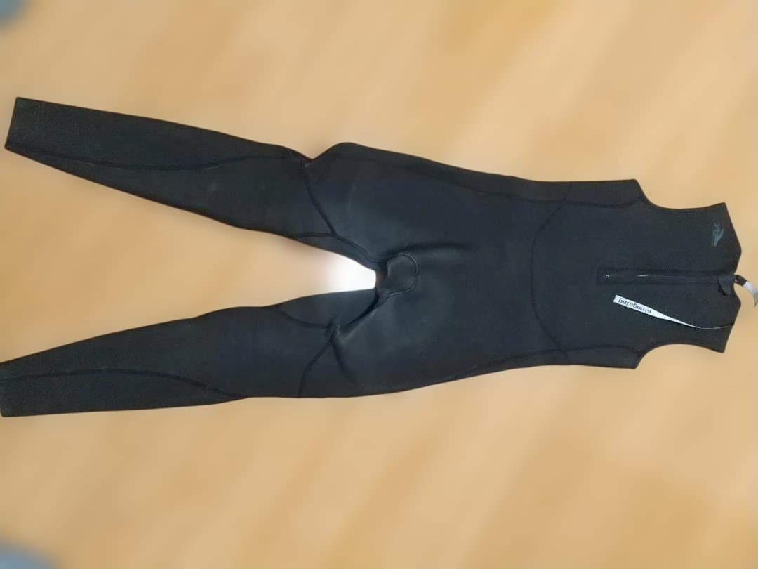 patagonia ノースリーブウェットスーツ