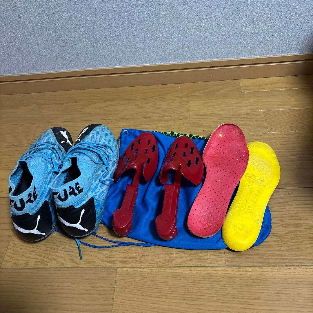 プーマ フューチャー 5.1 NETFIT MX SG(ブルー×ブラック)