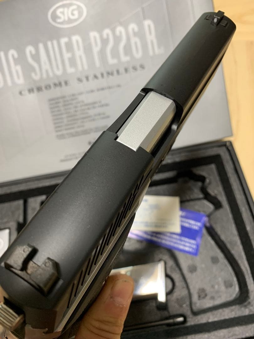 美品　東京マルイ SIG シグ P226R ハーフステンレスシルバー