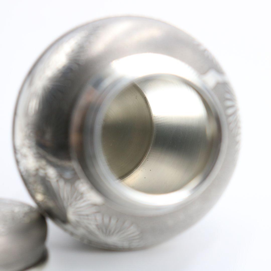 乾茂號造 錫製茶壺 本錫 茶心壺 歳寒三友図 松竹梅 煎茶道具　OJ71