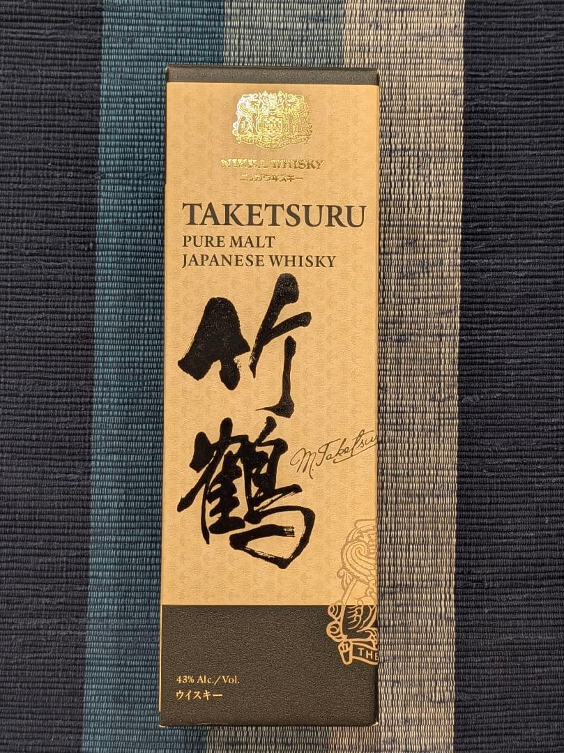 ニッカ 竹鶴 ピュアモルト ウイスキー 700ml 43% 箱あり 未開封