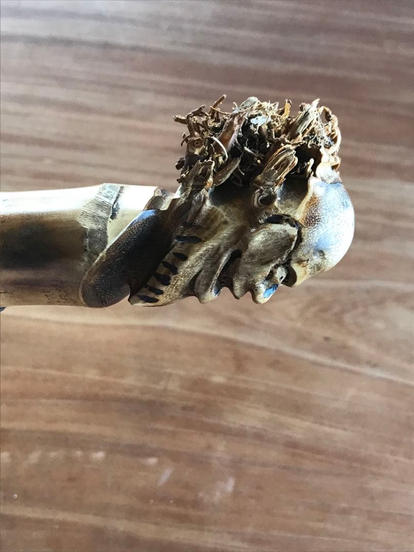 ★仙人の顔を持つ杖★多少のヒビ割れあり★珍しい竹★全て手彫り★