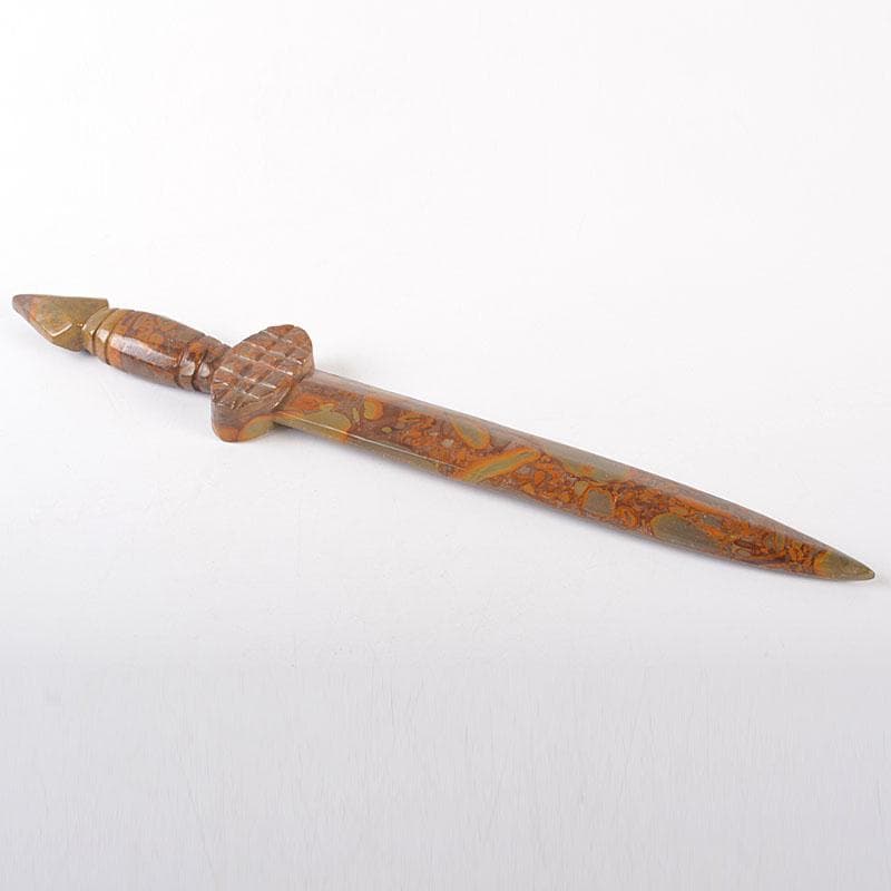 中国　玉石寿山石彫刻　剣　置物　唐木飾台付　C　6843