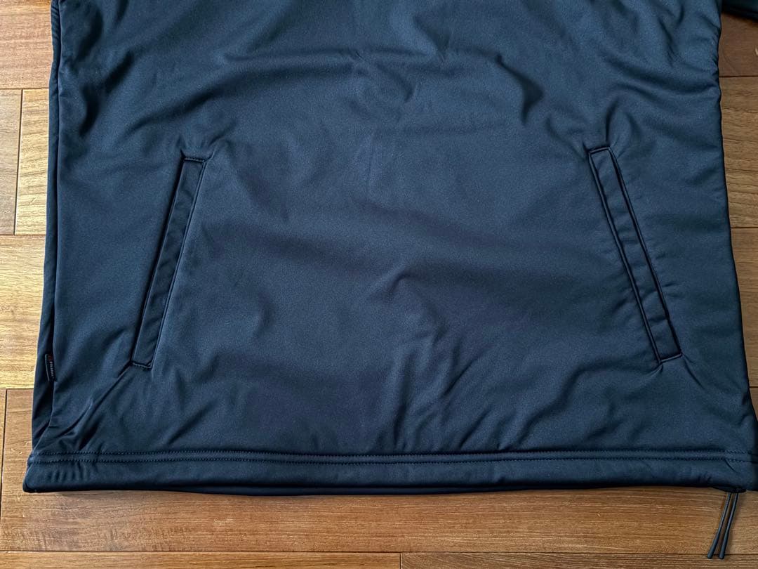 24AWブリーフィングゴルフPOLARTEC WINDBLOCKクルーネック黒M