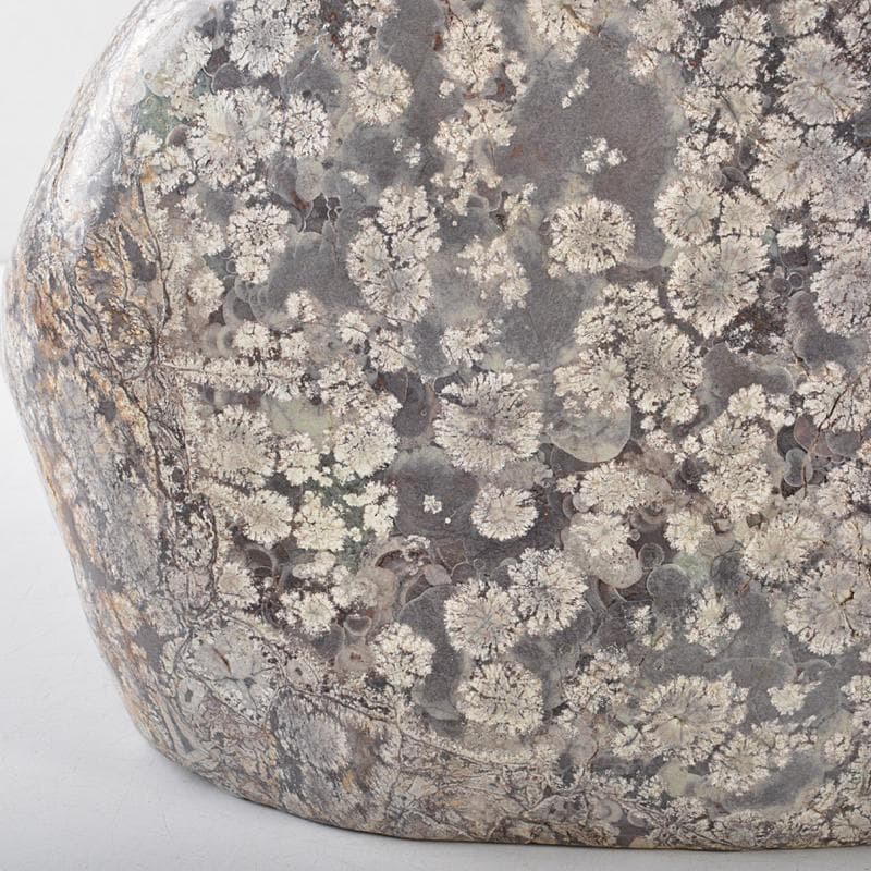 天然石　鑑賞石　梅花石　置物　重さ約4kg　V　R6551