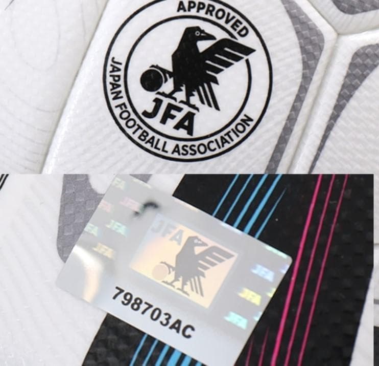 ＠アディダスサッカーボール５号　コネクト21　公式試合球国際公認球　検定球　プロ