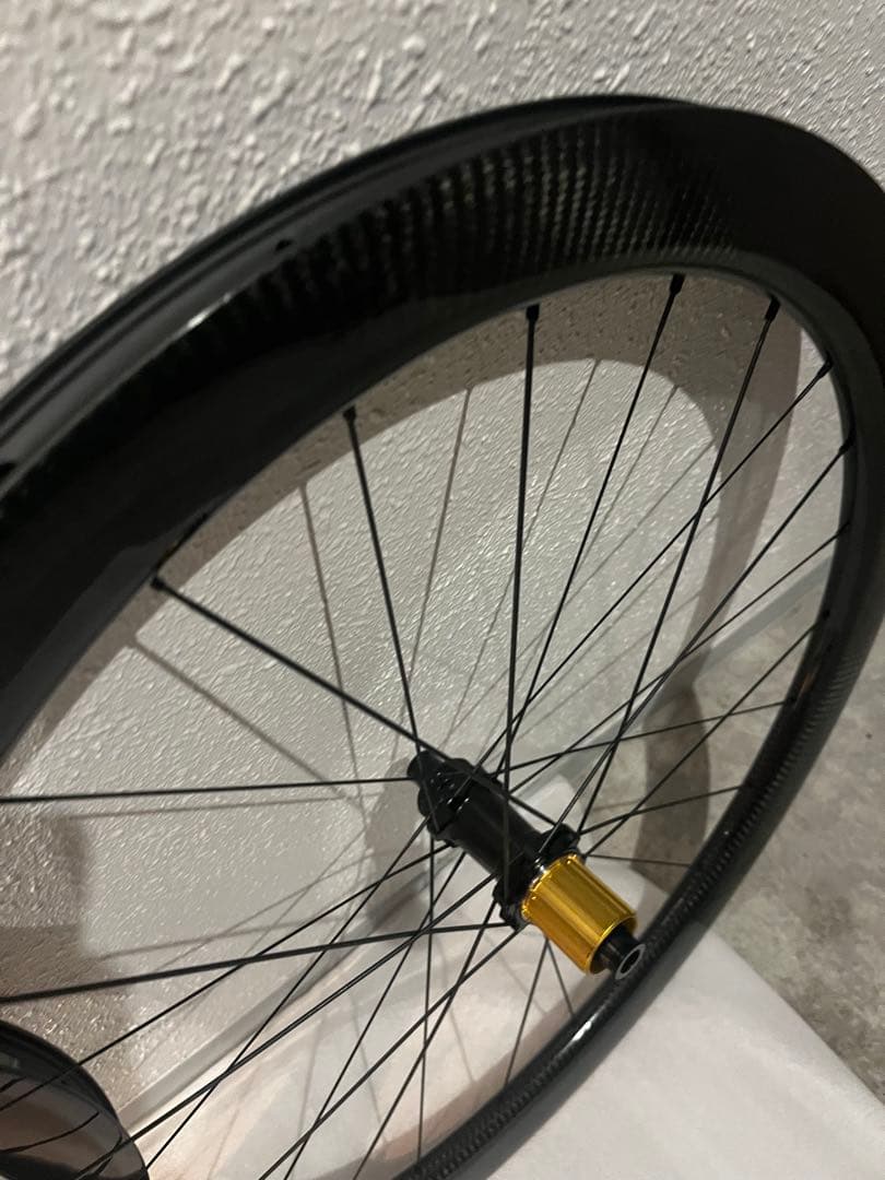 カーボンホイール 50mm高 28mm外幅 超高剛性 送料込み