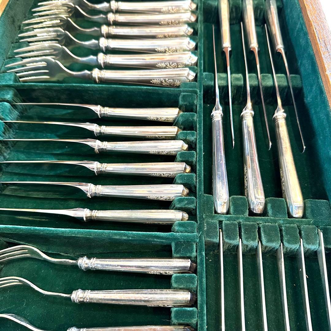 銀製SILVER950 3355ｇWAKOカトラリー83点セット