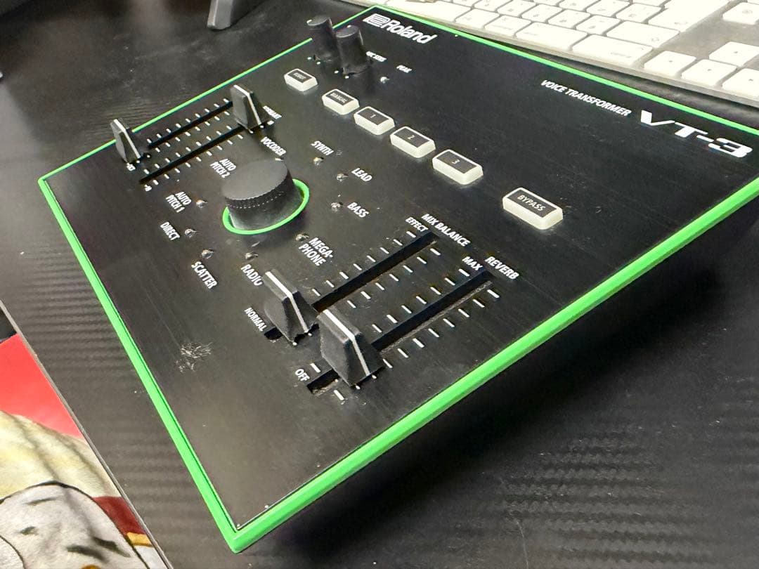 Roland VT-3 音声変換器　ボコーダー