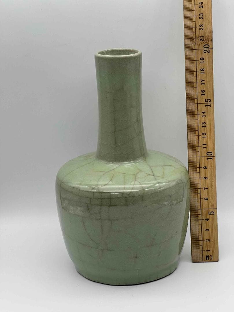 南宋～元時代　青磁貫入花瓶　汝官窯　龍泉窯　花入　茶道具(E-78)