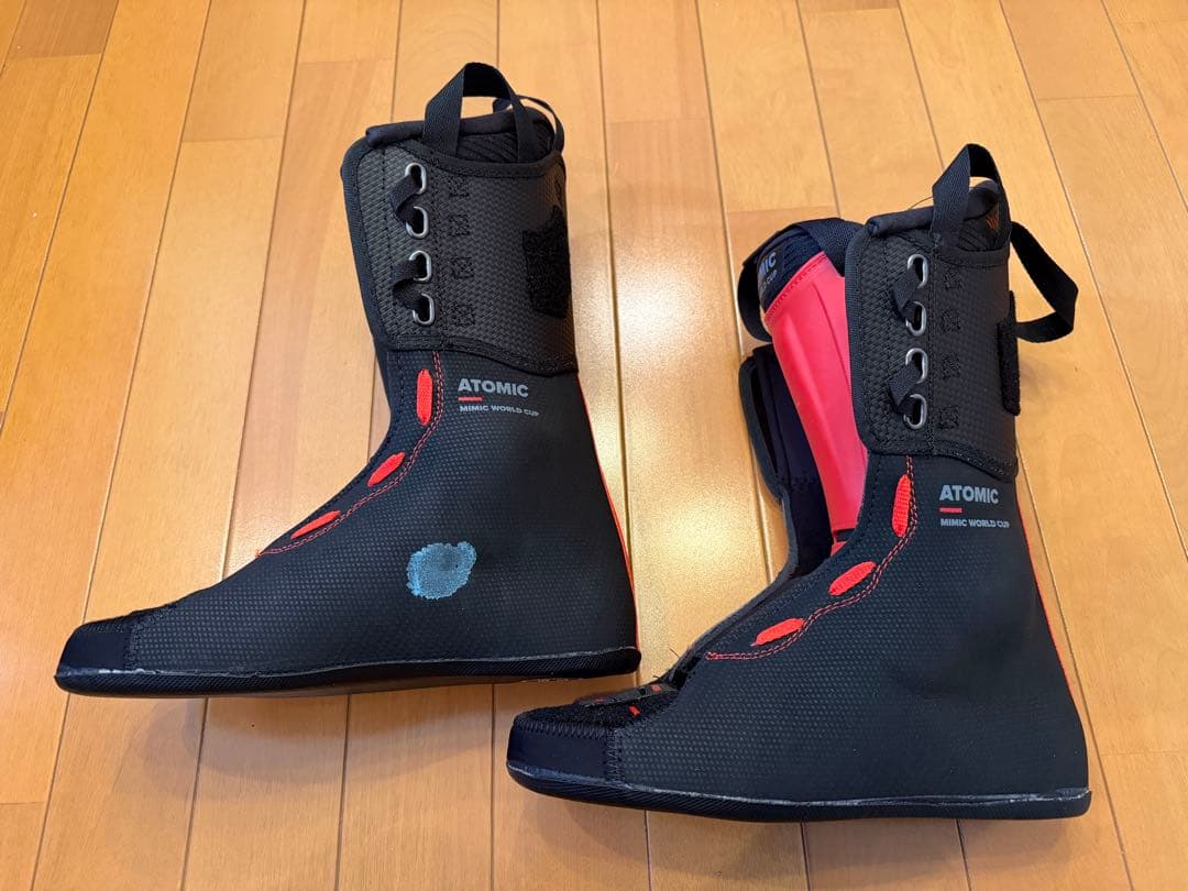 未使用品ATOMIC インナーブーツ REDSTER CS 130 25.5cm