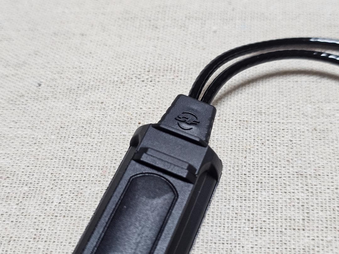 【中古】SureFire DS-SR07-D-IT デュアルリモート　スイッチ