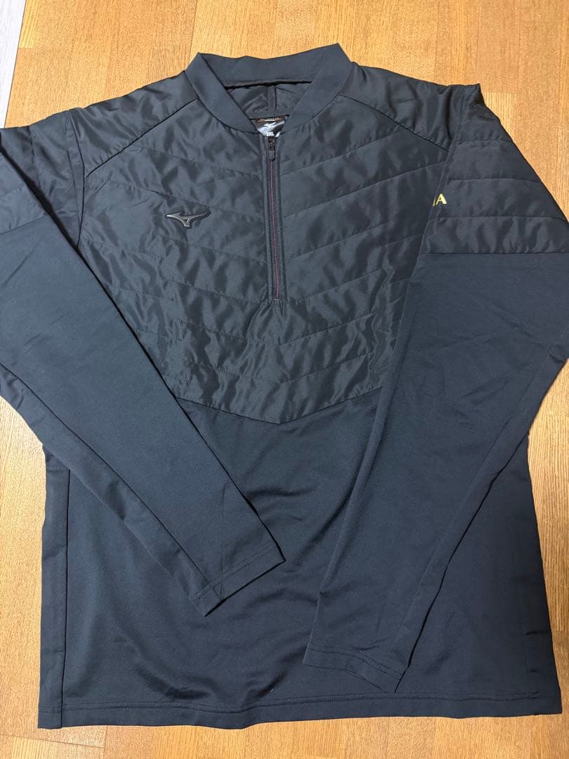 ミズノ モレリア　 ハイブリッド　ウィンドブレーカー