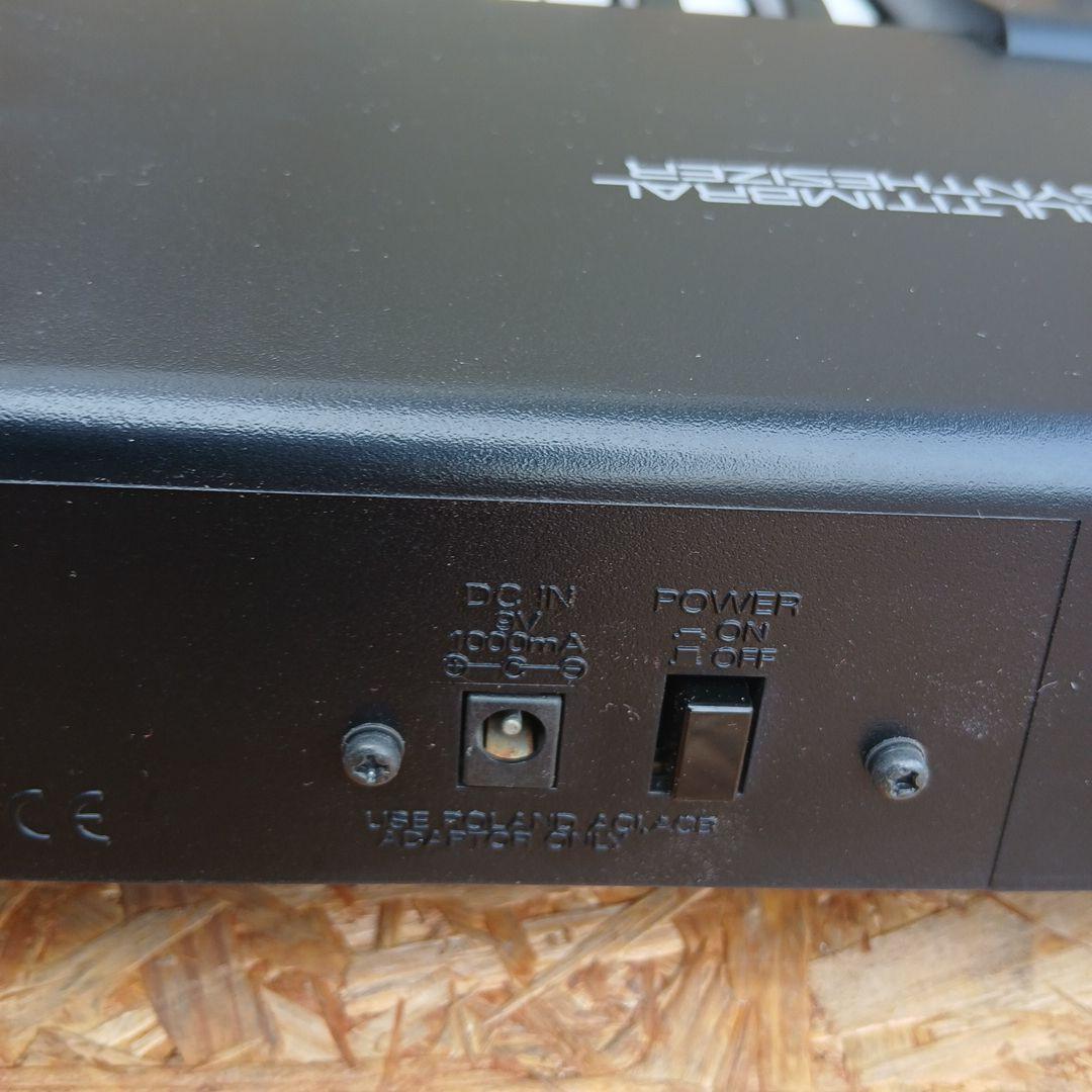 Roland　XP-10　シンセサイザー