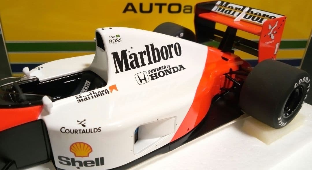 オートアート 1/18 F1 マクラーレン MP4/6 Aセナ Marlboro