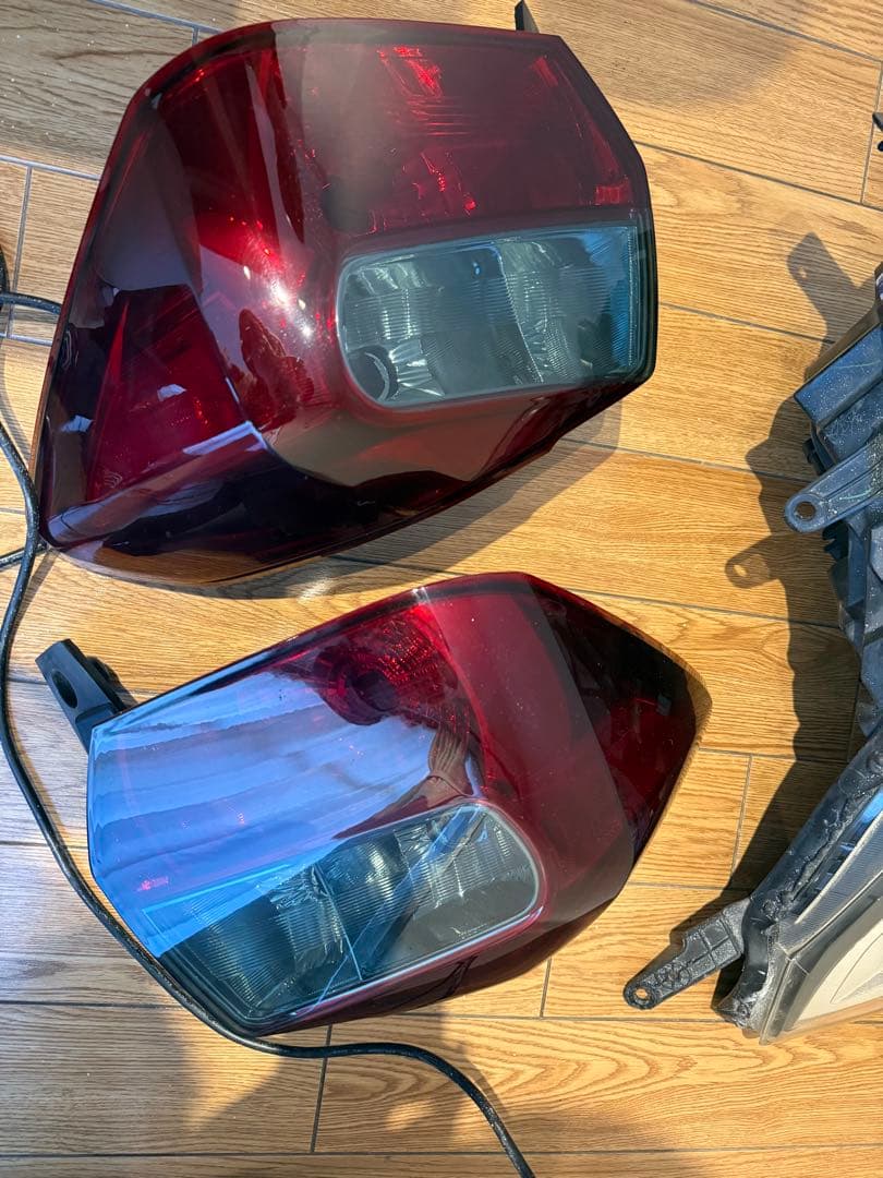 スバルxv/インプレッサスポーツ　GP7 usテールライト