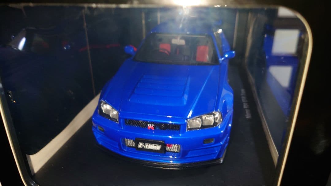 ミニカー 1/18 autoart NISSAN SKYLINE r34 GT-R