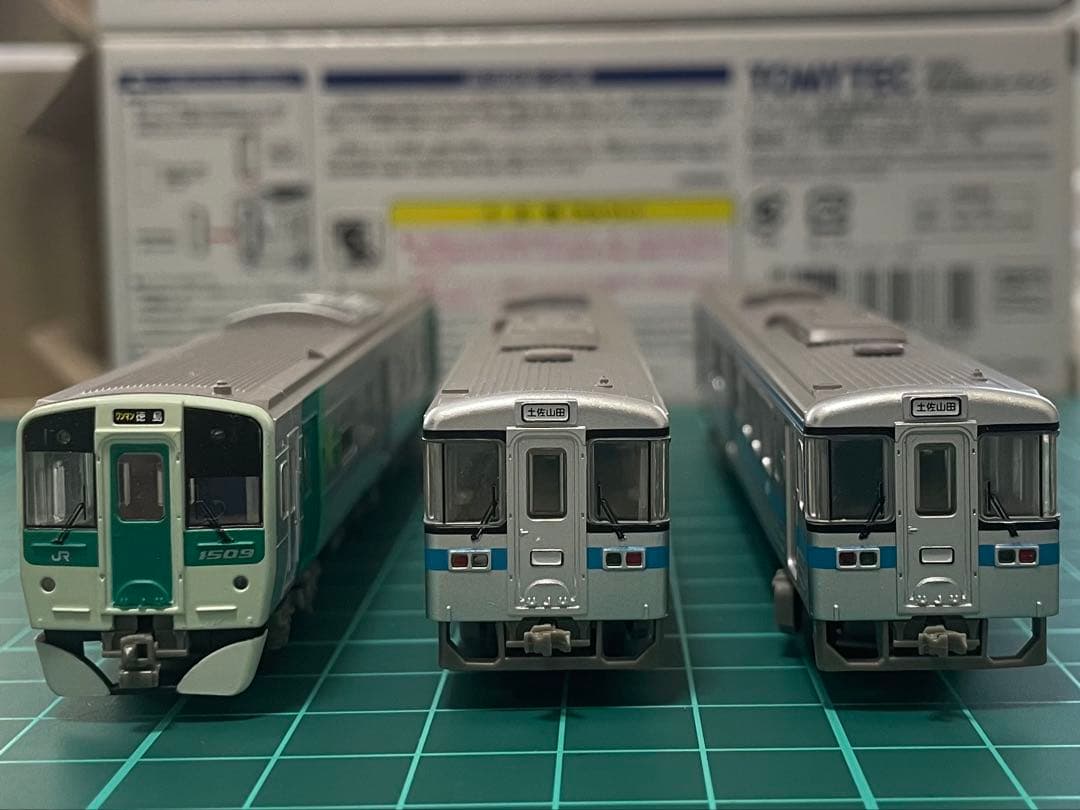 鉄コレ鉄道コレクションJR四国1500型1509と1000型1014+1041