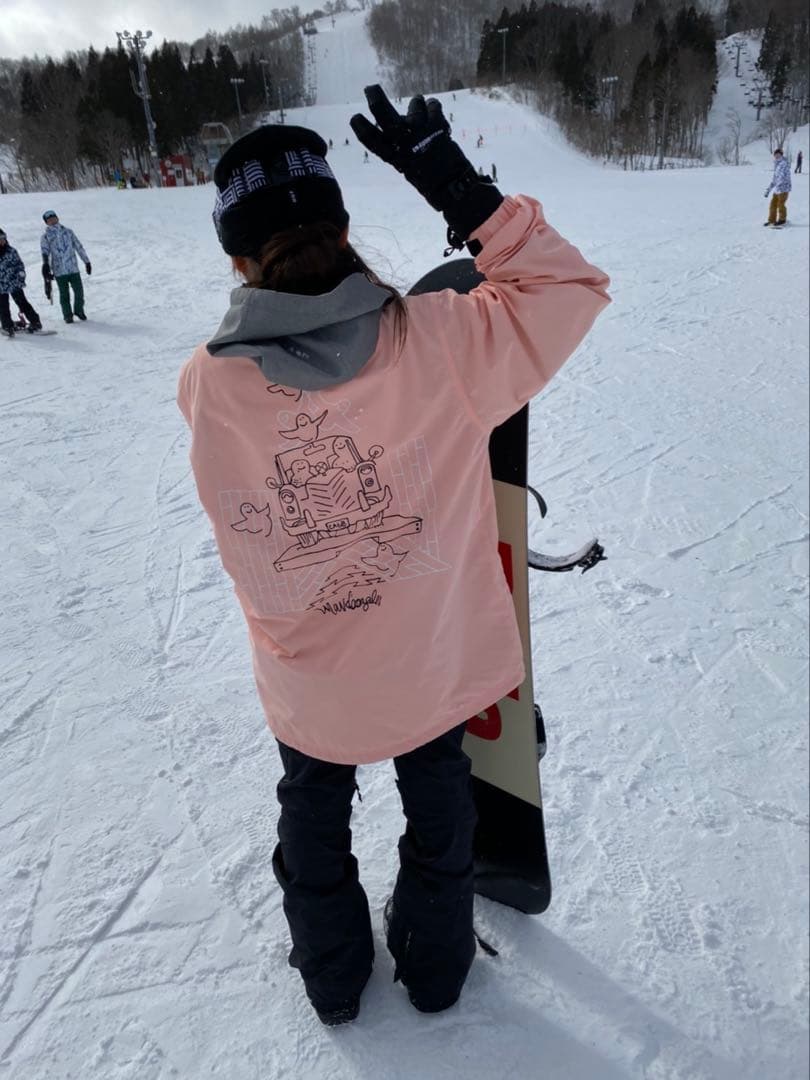 本日限定アディダス　マークゴンザレススノボーウェア