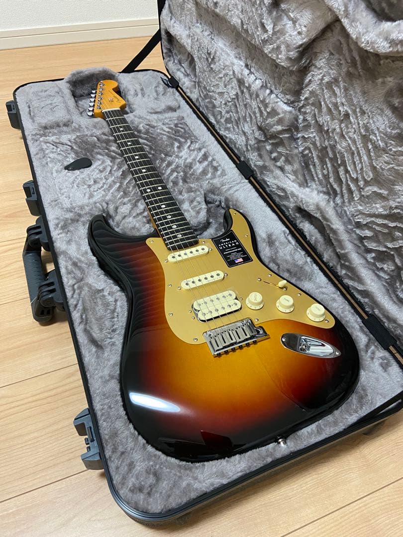 【極上！】Fender American Ultra ii HSS ストラト