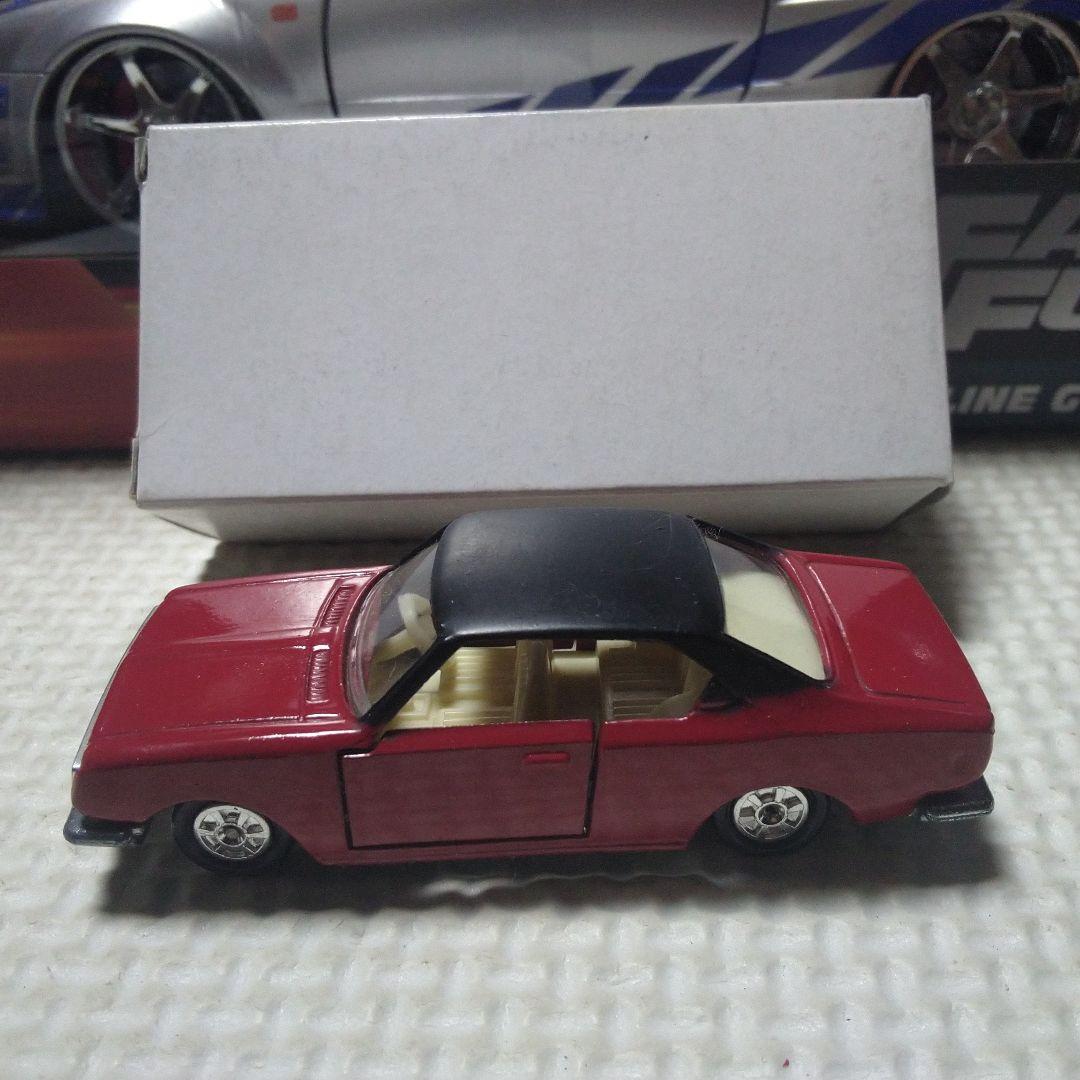 トミカ コロナ　日本製