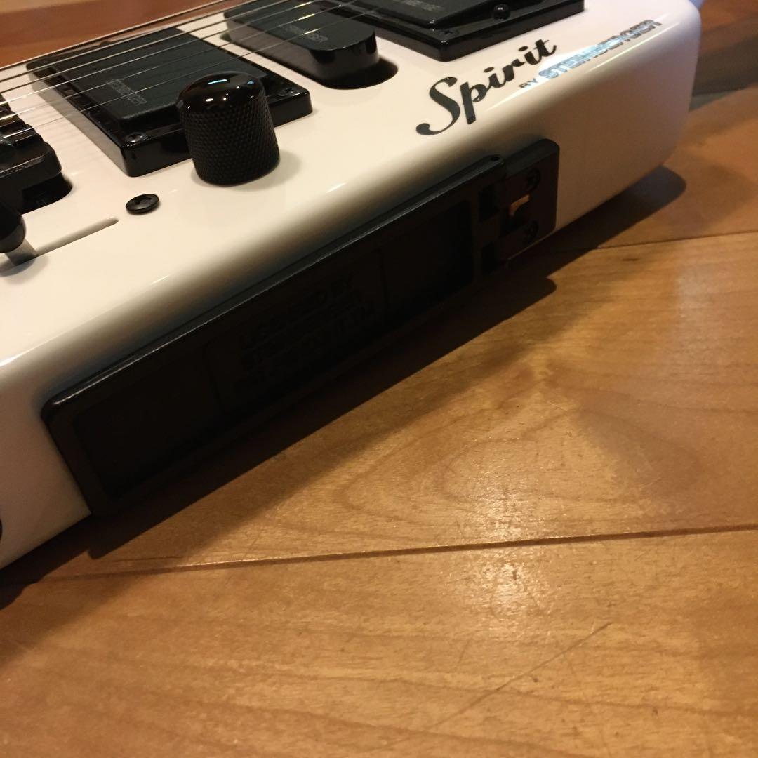 Spirit by Steinberger エレキギター ホワイト