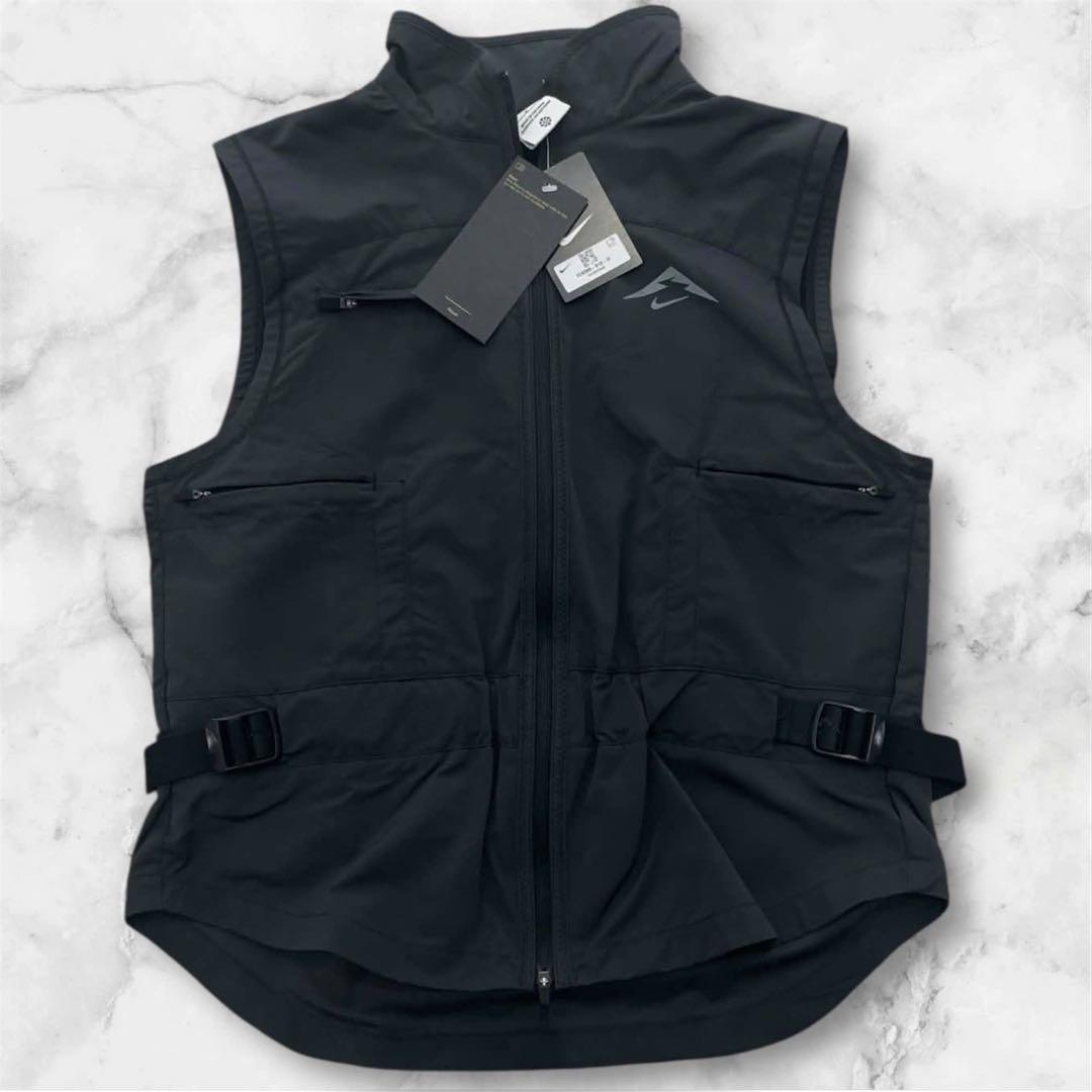 Nike ブラック レディースベスト