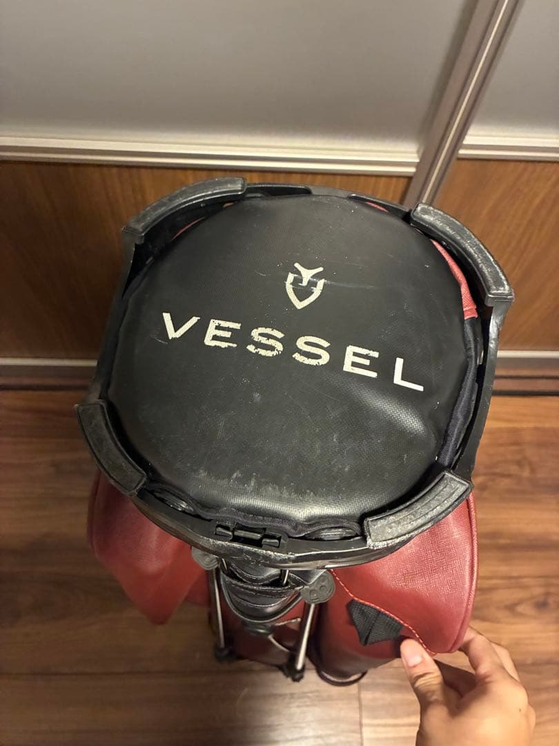 【中古美品】VESSEL 7.5型 スタンド式キャディバッグ ダブルストラップ
