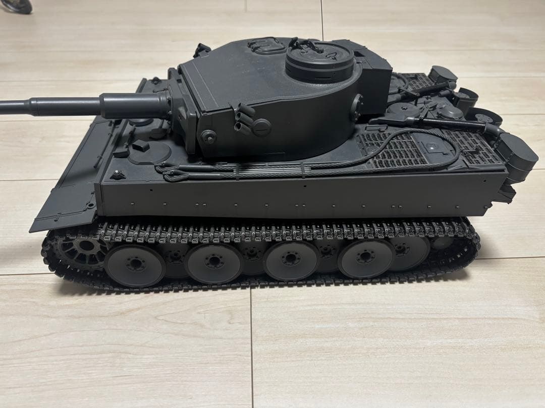 タミヤ　ラジコン・タイガーⅠ(初期型)1/16 完成品