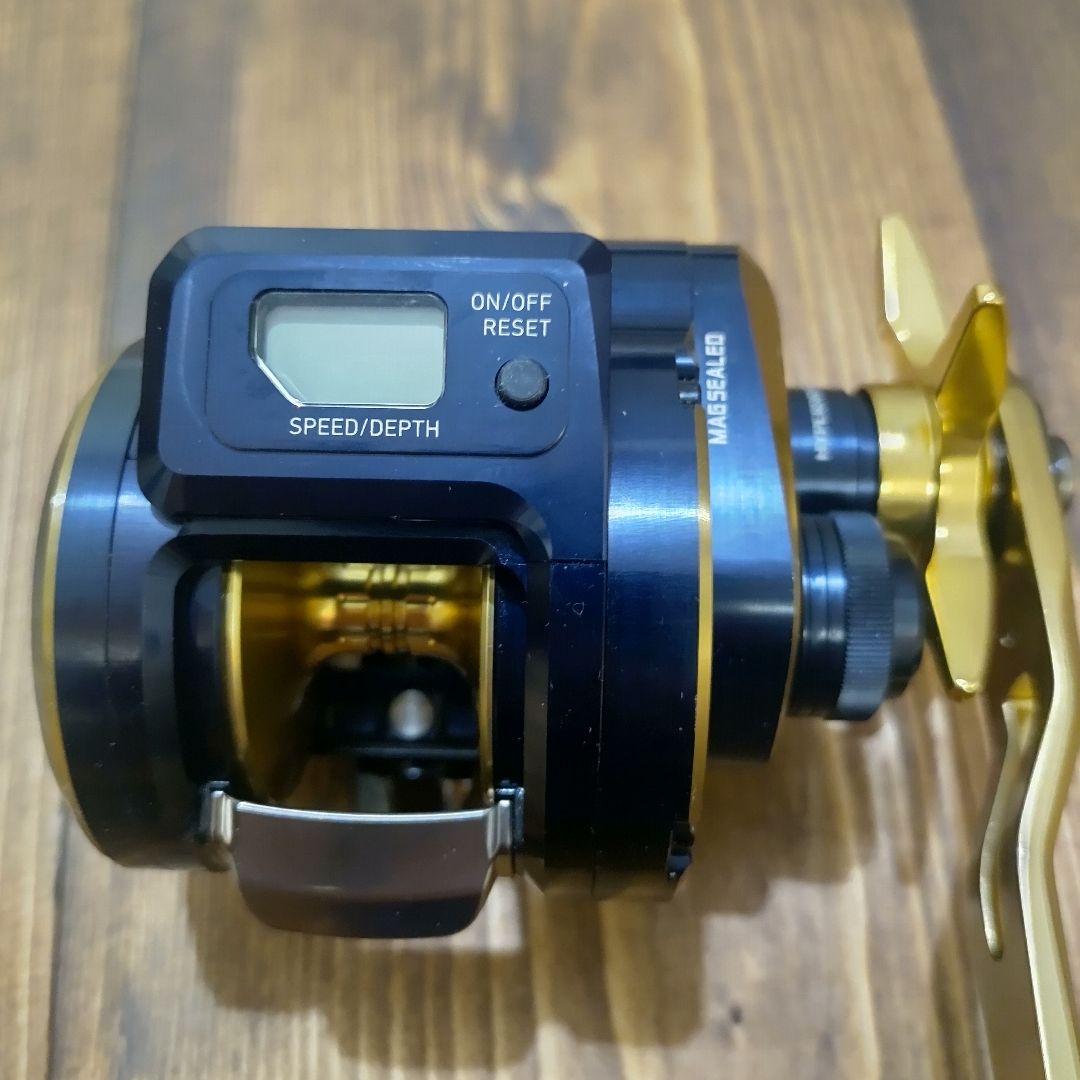 ダイワ 21 ソルティガ　IC　300H-SJ 右ハンドル