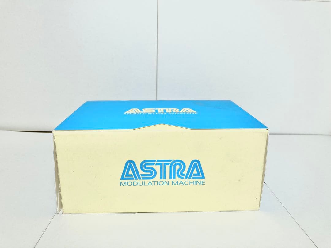 Universal Audio UAFX Astra Modulationペダル