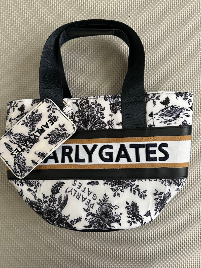 美品　パーリーゲイツカートバック、カードケース付き