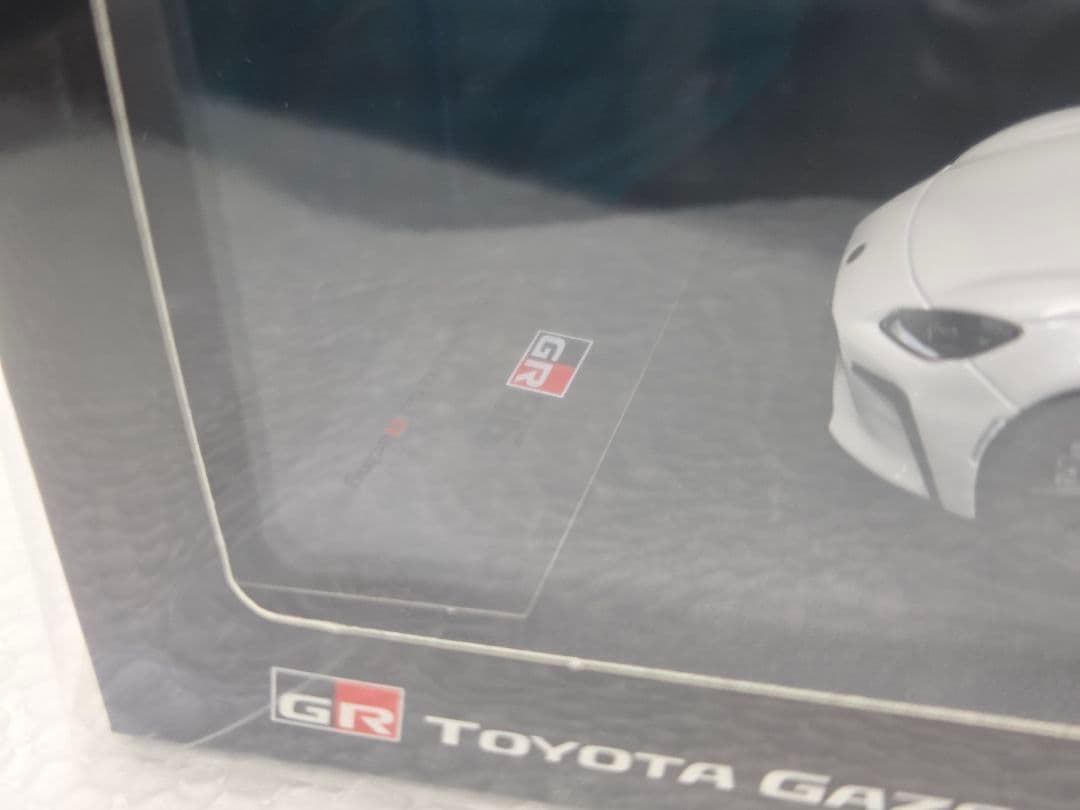 TGR 1/43スケールモデルカー GR86 クリスタルホワイトパール