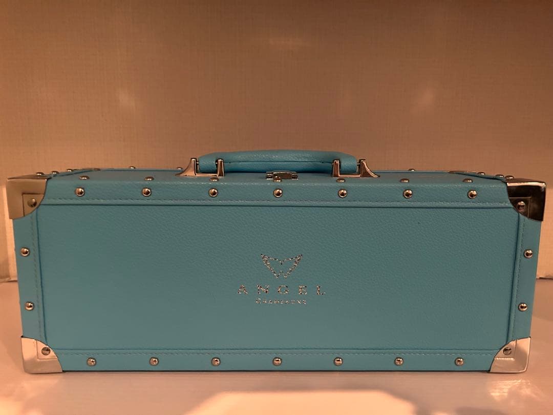 エンジェルシャンパン　ブルー