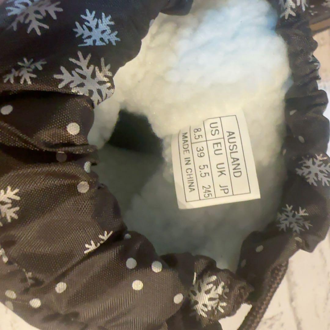 AUSLAND(オスランド)スノーブーツ　雪マーク柄