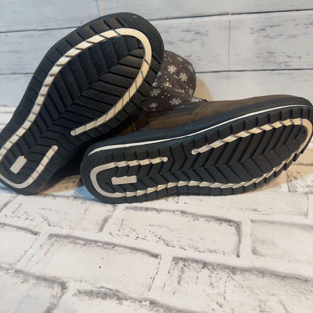 AUSLAND(オスランド)スノーブーツ　雪マーク柄