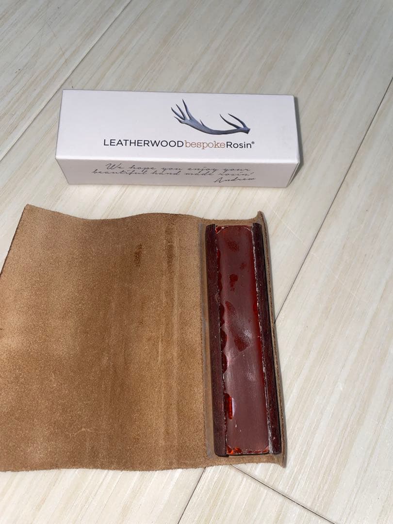 【美品！】ヴァイオリンビスポーク松脂・サプル　supple