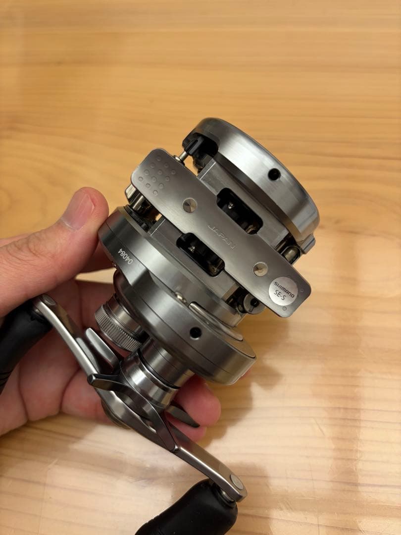 シマノ 20 カルカッタ コンクエスト DC 101 LEFT