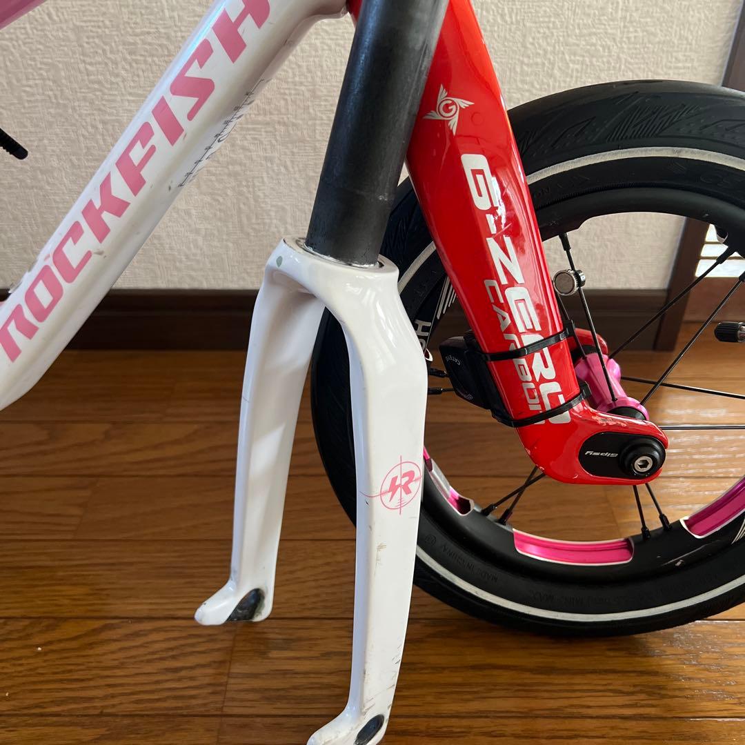 ROCKFISH GTRPRO 12インチ ピンク ストライダー