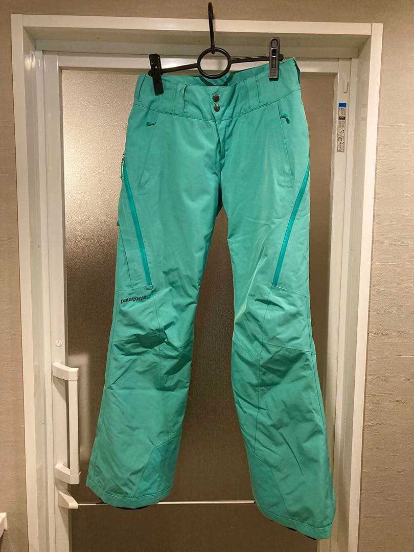 patagonia レディーススリム・インサレーテッド・パウダー・ボウル・パンツ