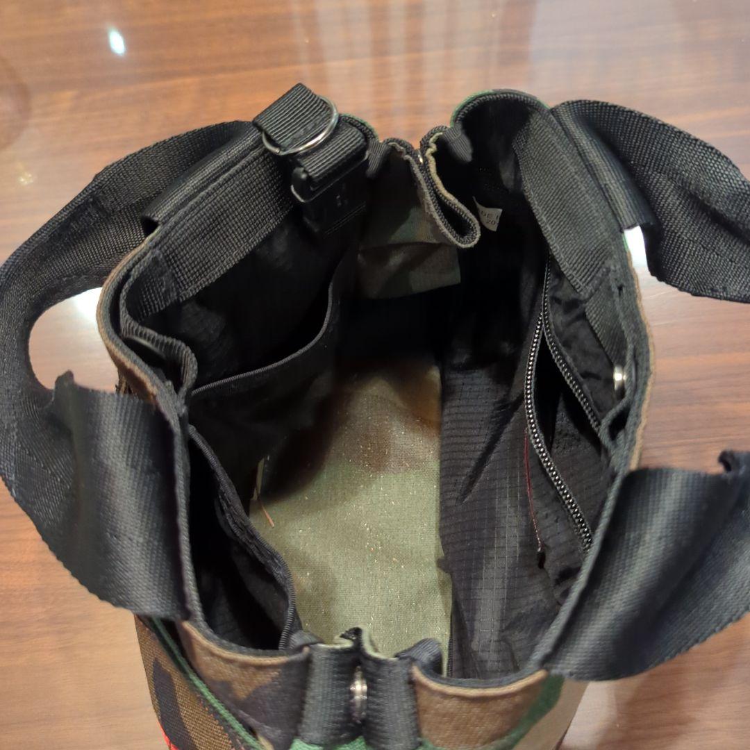 か*け様 BRIEFING 迷彩柄 ラウンドバッグ