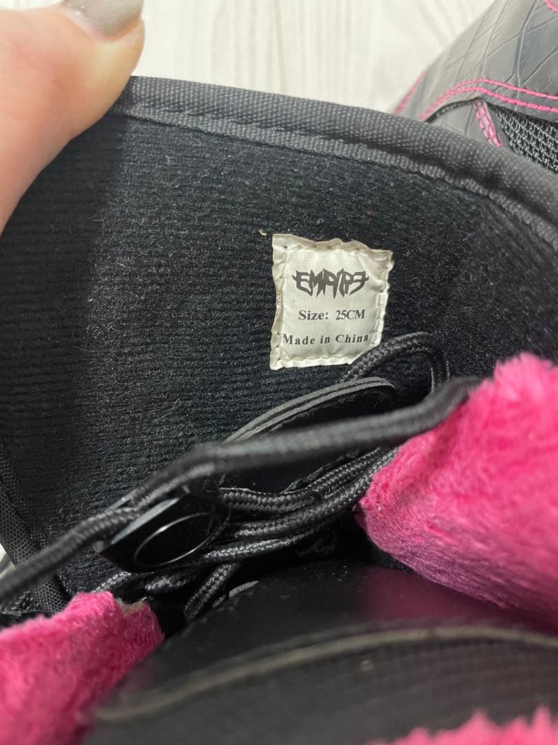 Empire 女性用スノーボードブーツ ブラック/ピンク