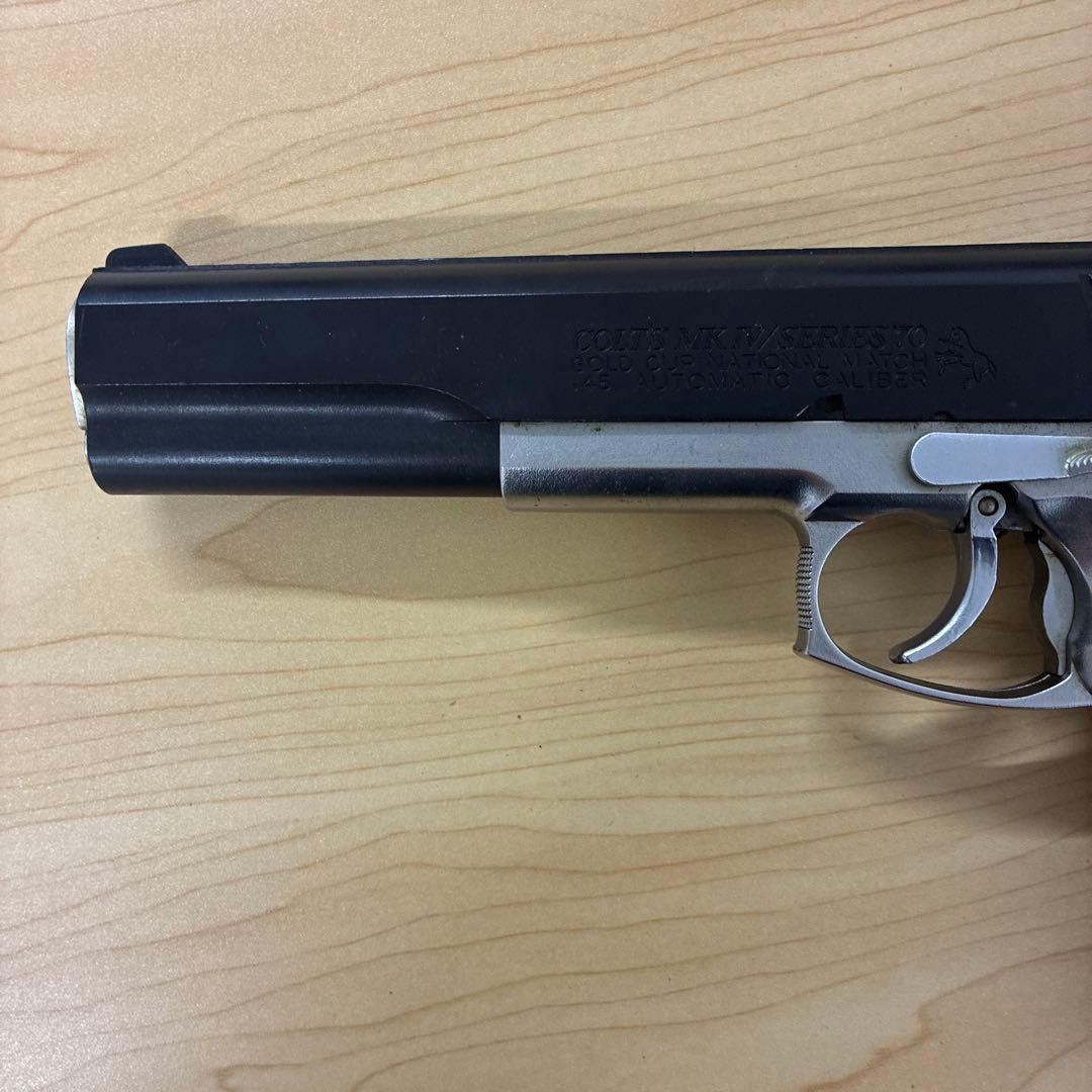 Western Arms シルバー ブラック