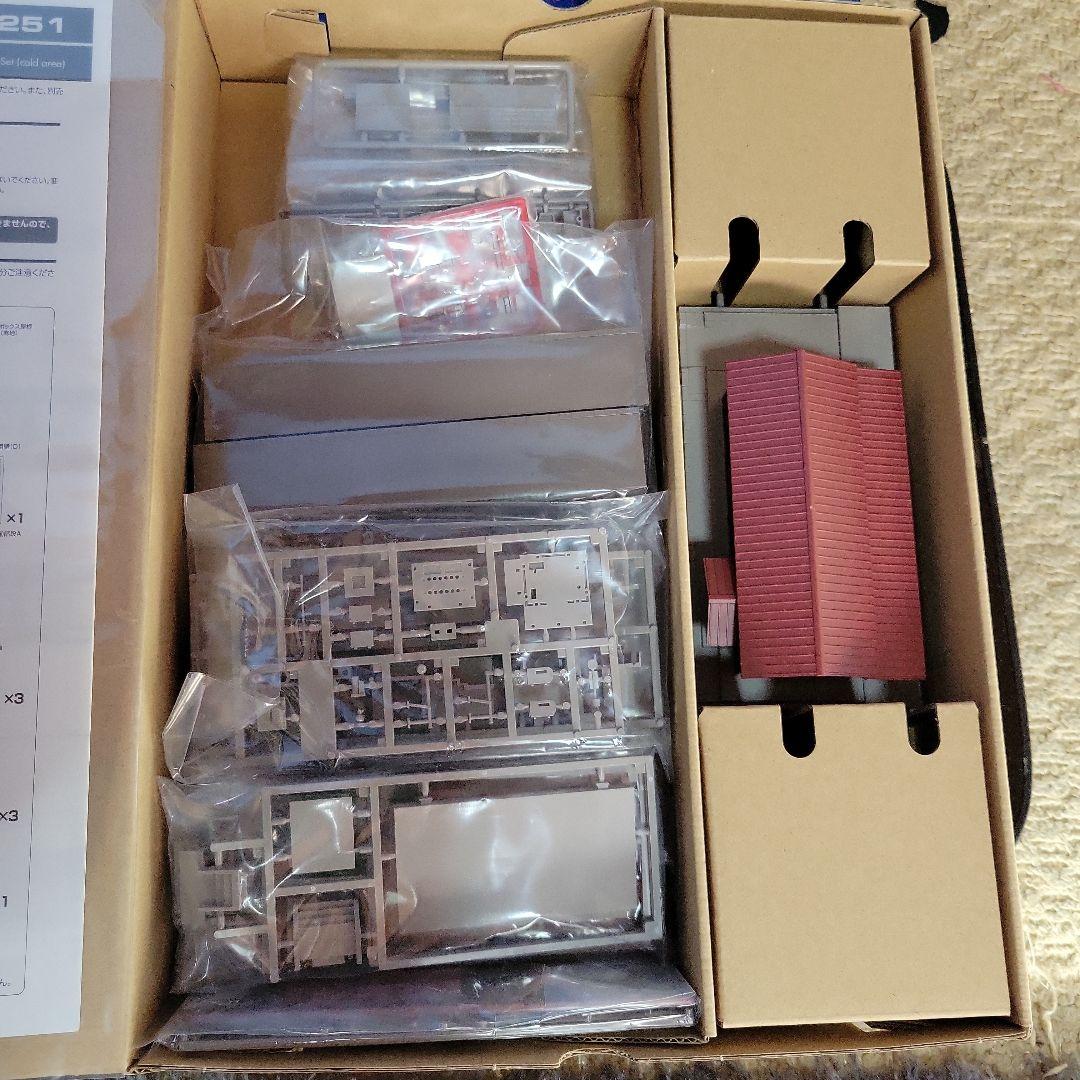 M*X様 TOMIX 築堤大カーブS字レールセット・木造駅舎セット