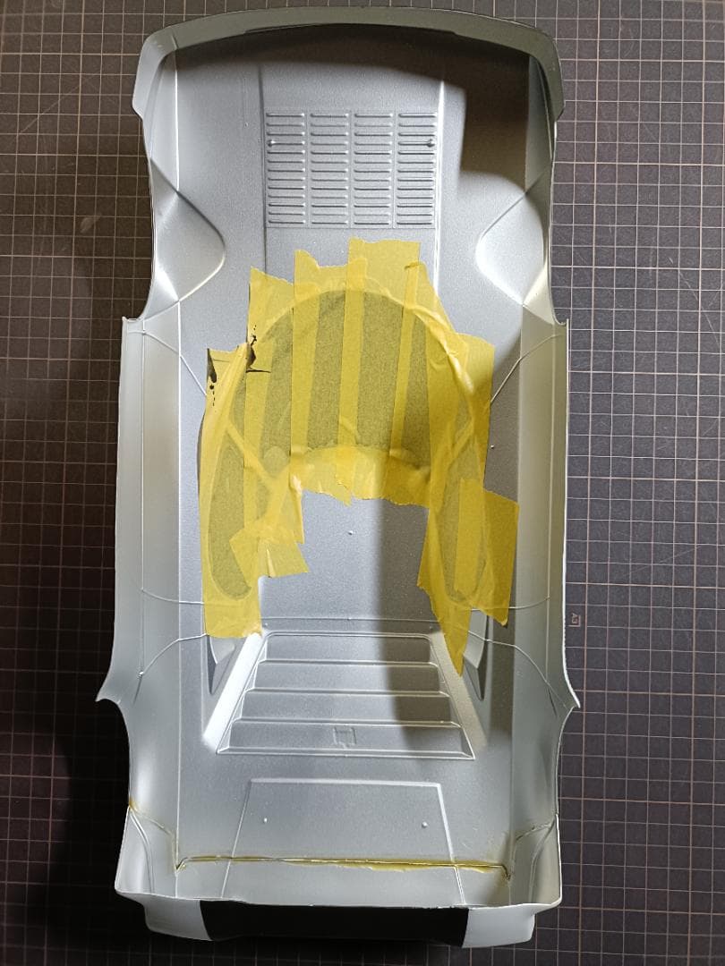 絶版　HPI 1/10 ランチア ストラトス ボディ　未完成品