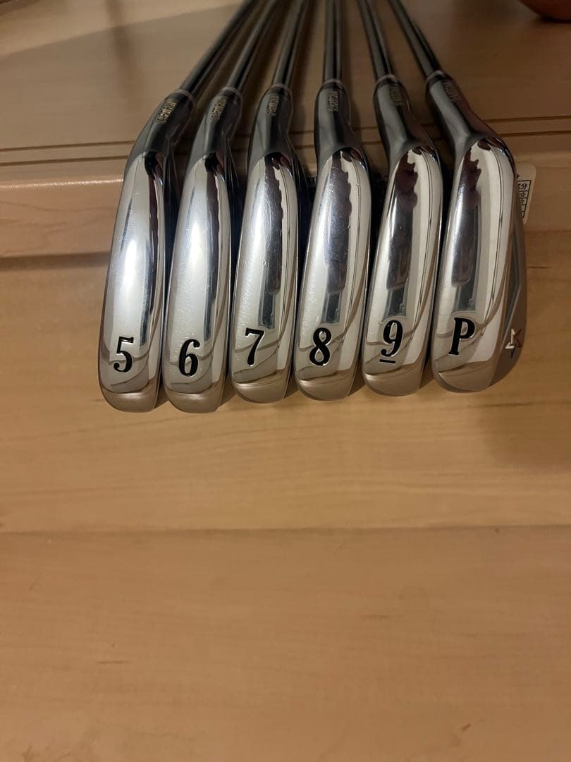 ARTISAN ゴルフセット　アイアン、キャディーバッグ、ウェッジ