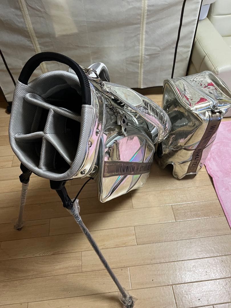 WINWIN ATHLETE スタンドキャディバック　ホログラムシルバー9.0型