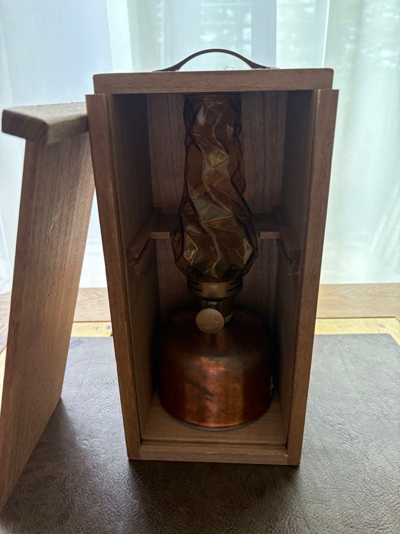 クラッシュアイス　Iwatadenki ランタン　ルミエール　キャンプ　ギア