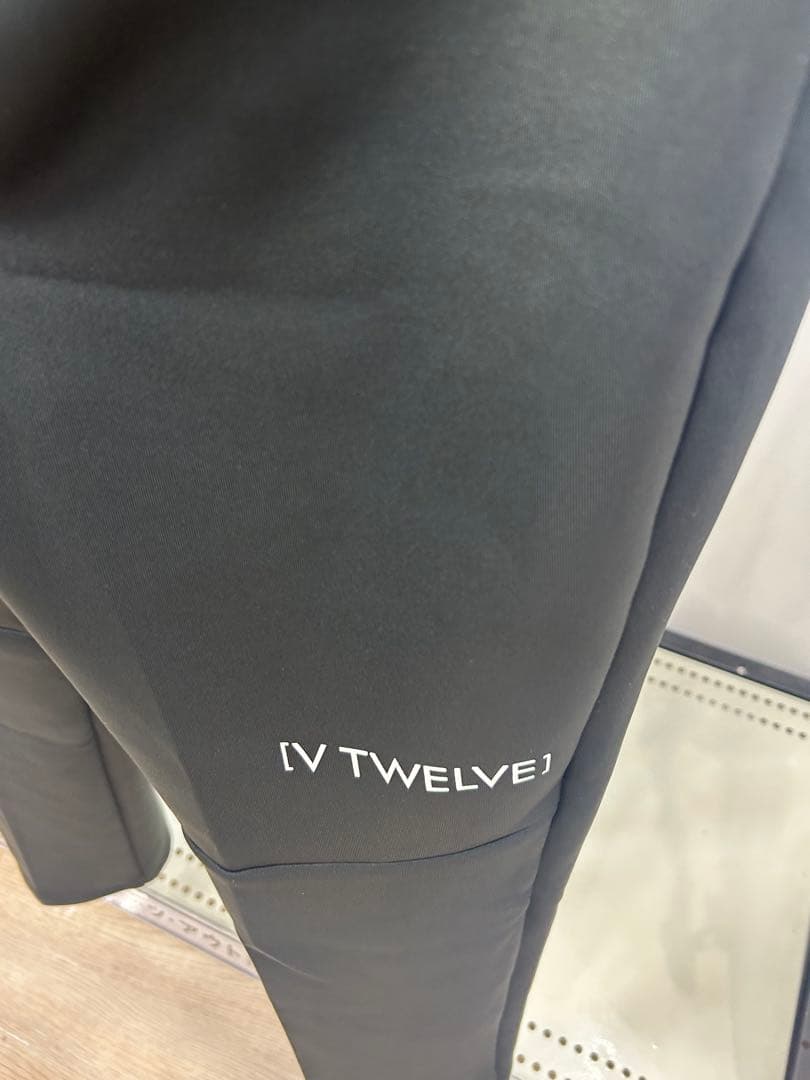 V12 ゴルフパンツ ブラック スリムフィット　スエット